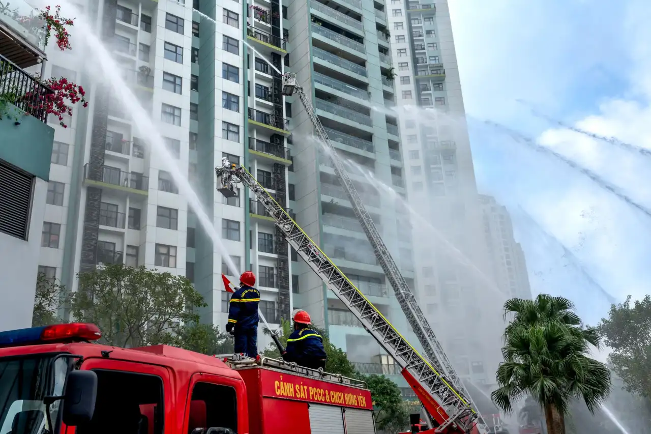 上海胜邦房产经纪服务流程详解：从房源匹配到交易过户
