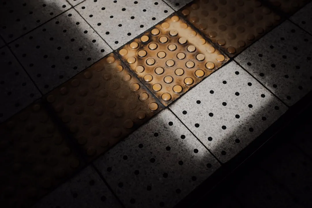 2024年上海二手房买卖市场趋势及胜邦经纪服务适配分析