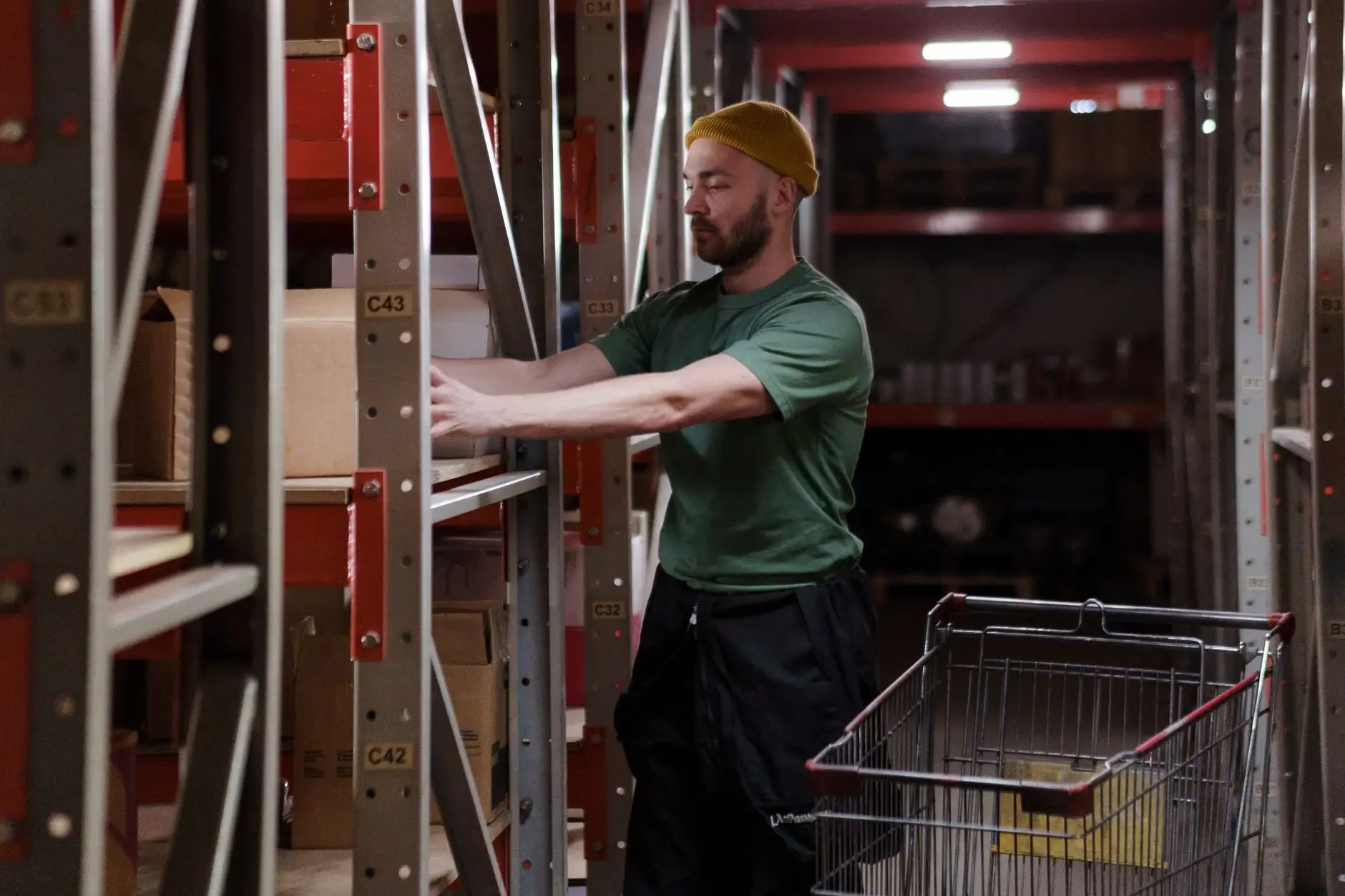 上海胜邦房产经纪二手房交易全流程解析与风险控制要点